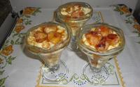 Pudim de banana com canela em taças