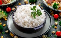 Palavra de um Masterchef: o truque simples para fazer o melhor arroz branco da vida (na textura perfeita!)