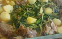 Costela com agrião e batata da Leuza