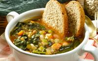Ribollita: como fazer a tradicional sopa toscana