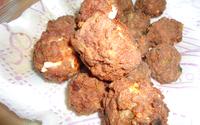 Bolinho de carne recheado