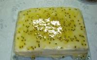 Bolo de maracujá gelado