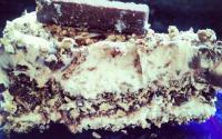 Torta de brigadeiro, sorvete e bis