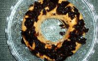 Pudim de coco com ameixa preta