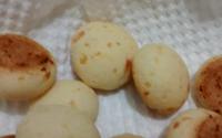 Pão de queijo com casquinha crocante