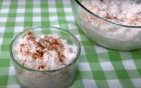 Sou nutricionista e garanto: essa canjica cremosa sem açúcar é tão gostosa quanto a tradicional