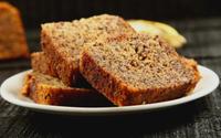 Bolo de banana e canela