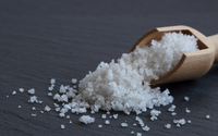 Flor de sal caseira: finalize seus pratos como um chef sem gastar uma fortuna num simples sal; veja como fazer e delicie-se