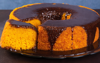 Bolo de cenoura sem farinha e sem açúcar, mas cheio de sabor para a sua dieta sem glúten