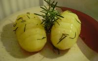 Batata assada com alecrim