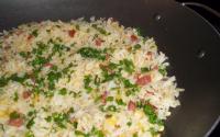 Arroz com milho e linguiça calabresa