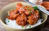 Não queria mais frango na marmita, mas desde que aprendi essa receita ao estilo coreano, conto os segundos para o almoço!