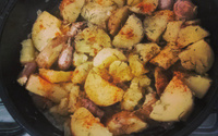 Batata sauteé ao molho de iogurte