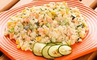 Salada de quinua com legumes