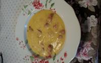 Caldo de mandioquinha (batata baroa) com calabresa