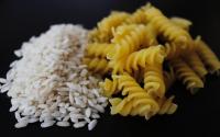 Arroz, tapioca, macarrão: por que alguns alimentos causam picos de açúcar no sangue e como evitar?