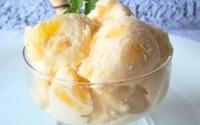 Nem banana, nem morango: sorvete de abacaxi caseiro e muito cremoso é a receita da minha família que vai te deixar viciar neste verão!