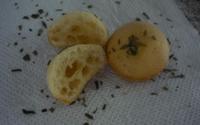 Pão de queijo com orégano