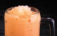 Drink de frutas com champagne