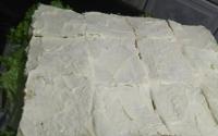 Sanduíche gelado de frango