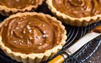 A melhor receita de torta de doce de leite sem glúten e sem forno, ideal para compartilhar com os amigos