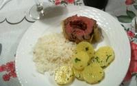 Filé mignon em croûte recheado com tomate seco