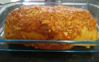 Rocambole de arroz com recheio de frango
