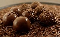 Brigadeiro sem manteiga fica bom? Vem descobrir a resposta no TudoGostoso!