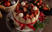 Charlotte de morango é a sobremesa para surpreender todo mundo no Natal: me senti um chef de cozinha quando vi o resultado