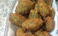 Bolinho de arroz com espinafre