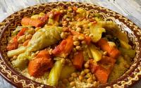 Cuscuz marroquino é o jantar perfeito para uma noite de verão: prato é leve, saboroso e muito nutritivo