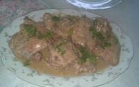 Frango com sopa de cebola e maionese