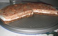 Mousse gelada de chocolate e iogurte