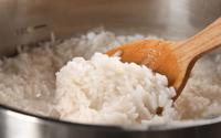 Essa é a quantidade certa de arroz que você deve fazer para não sobrar e ficar rolando na geladeira!