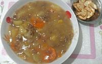 Sopa de legumes com carne moída