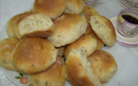 Pãezinhos de Cebola e Cebolinha