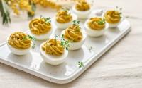 Ovos mimosa 4 vezes menos gorduroso: descubra o ingrediente que substitui a maionese para uma receita melhor