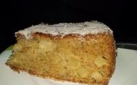 Bolo de maçã com casca