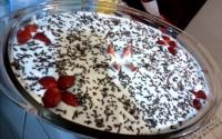 Pavê de chocolate com creme de abacaxi