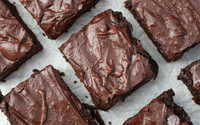 Bolo chocolatudo com cobertura cremosa: aprenda a receita perfeita para quem ama chocolate