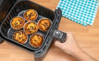 Bolo na airfryer: essa é a receita mais fácil para saborear no seu café da manhã ou lanche