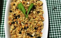 Farofa de frango, passas e castanhas
