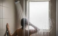 5 motivos para repensar o banho quente em dias frios