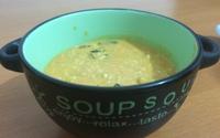 Sopa de frango com gengibre