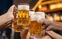 Os principais países consumidores de cerveja do mundo em um gráfico que ilustra o domínio da China. Brasil também é destaque!