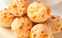 Pão de queijo de liquidificador: aprenda o pulo do gato pra receita dar certo