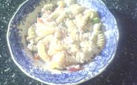 Macarrão com queijo e presunto