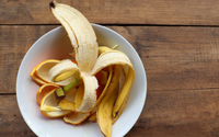 Nem casca de banana, nem casca de laranja: essa é a fruta com uma das cascas com mais propriedades curativas