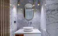 O segredo proibido na decoração: o surpreendente motivo para nunca colocar um espelho em frente à porta do banheiro
