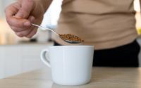 Café instantâneo gourmet? Quem ama café e não tem tempo para preparar a bebida vai adorar conhecer essa versão que une o útil ao agradável